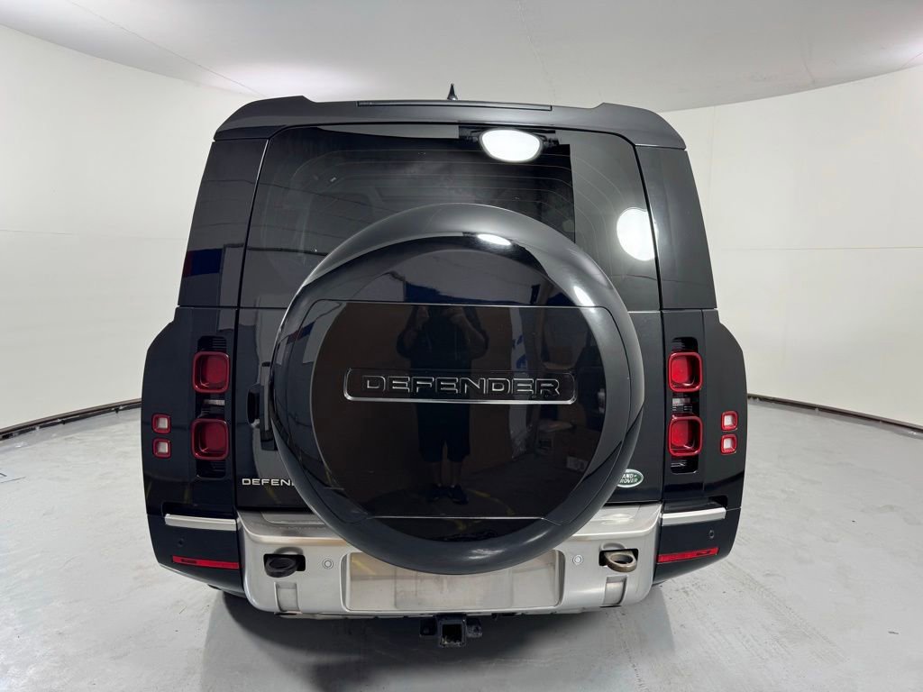 Used 2023 Land Rover Defender 130 S AWD/4WD image 7