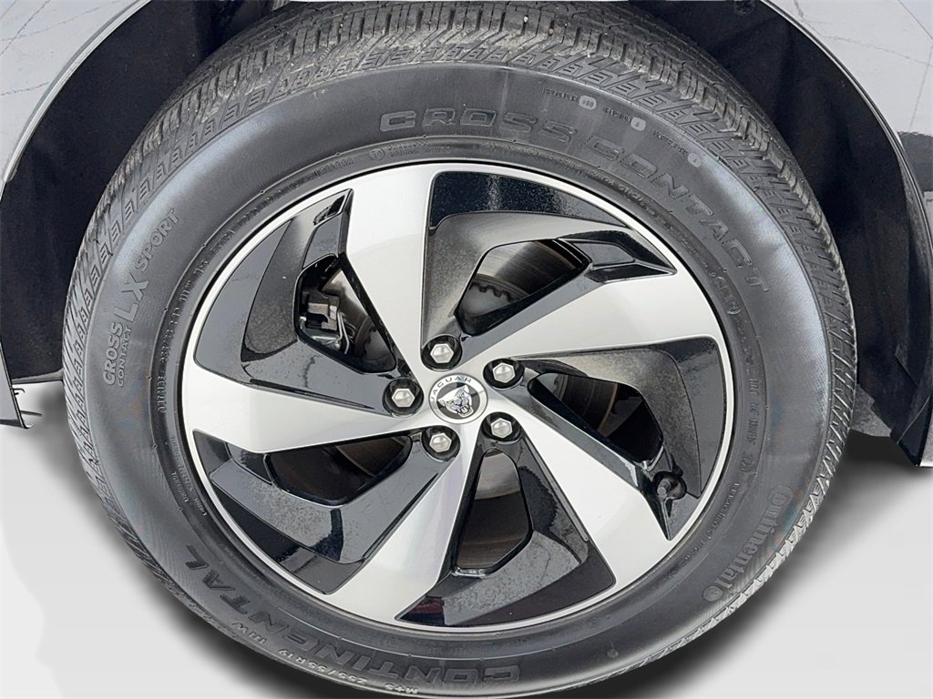 Used 2024 Jaguar F-PACE R-Dynamic S image 53