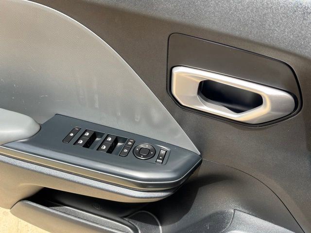 Used 2025 Kia K4 FWD image 56