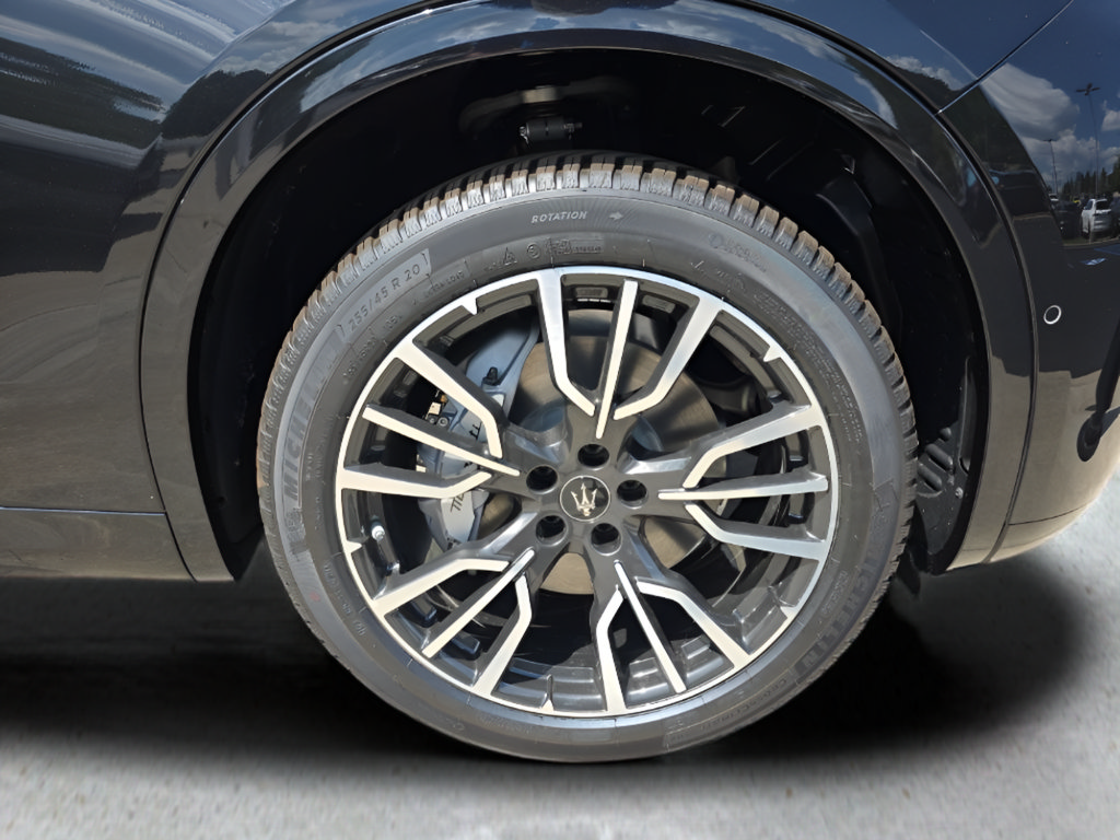 New 2025 Maserati Grecale GT AWD/4WD image 13