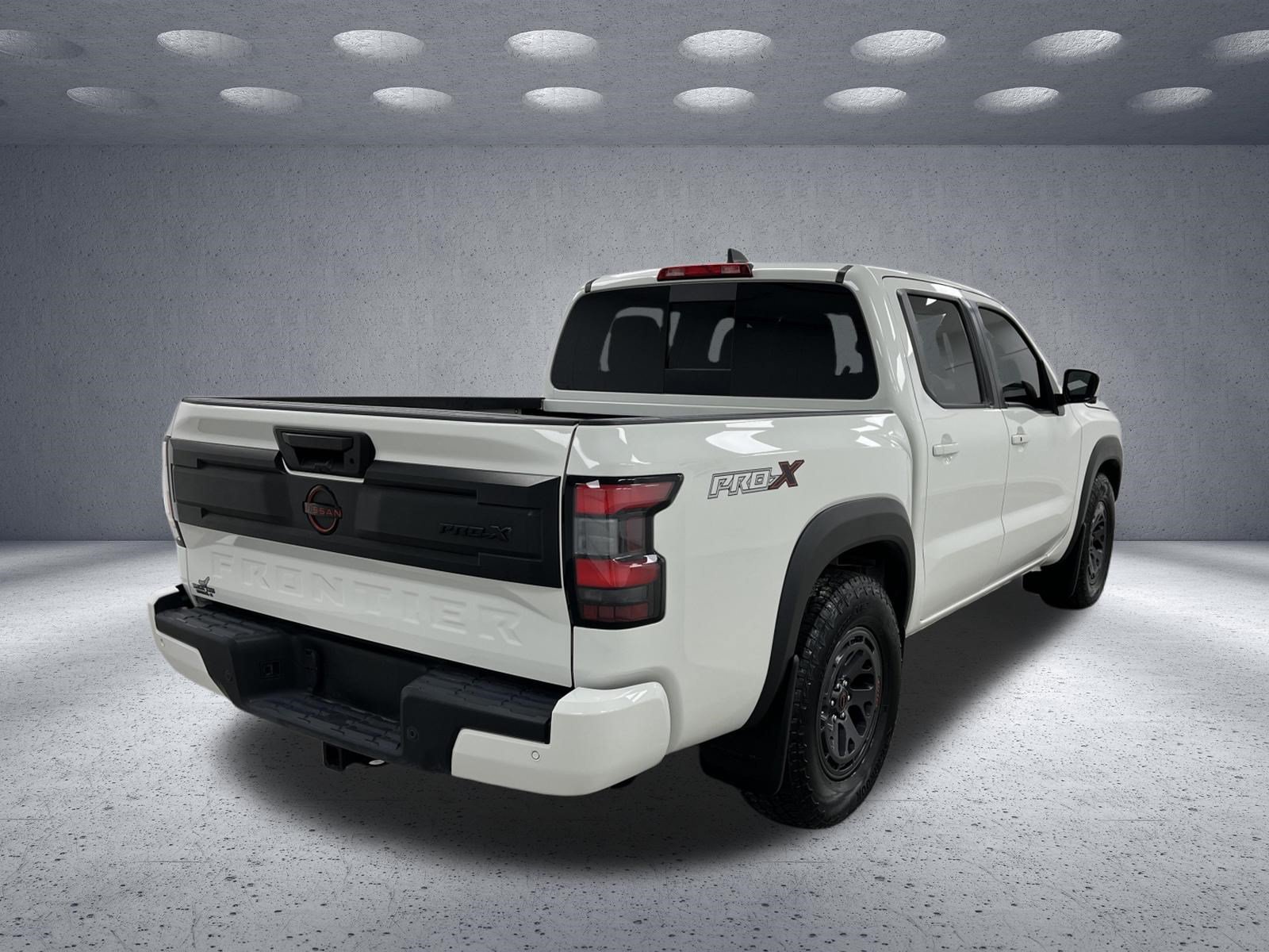 Used 2025 Nissan Frontier Pro-X w/ Pro Convenience Package RWD image 5