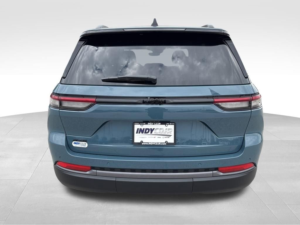 New 2026 Jeep Grand Cherokee Limited AWD/4WD image 5
