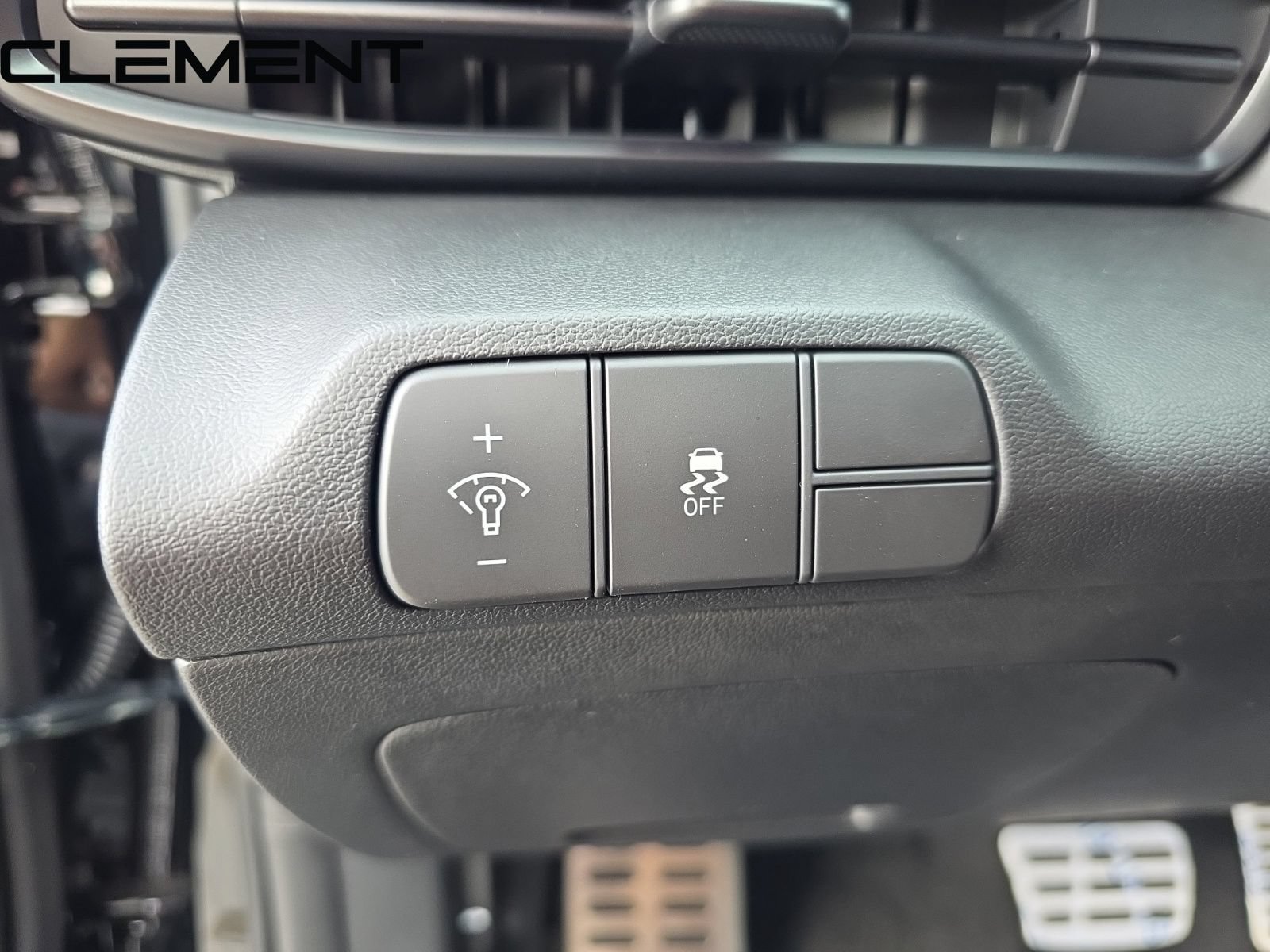 Certified 2025 Hyundai Elantra Sport FWD image 13