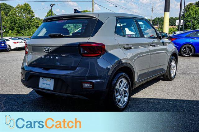 Used 2021 Hyundai Venue SE FWD image 15