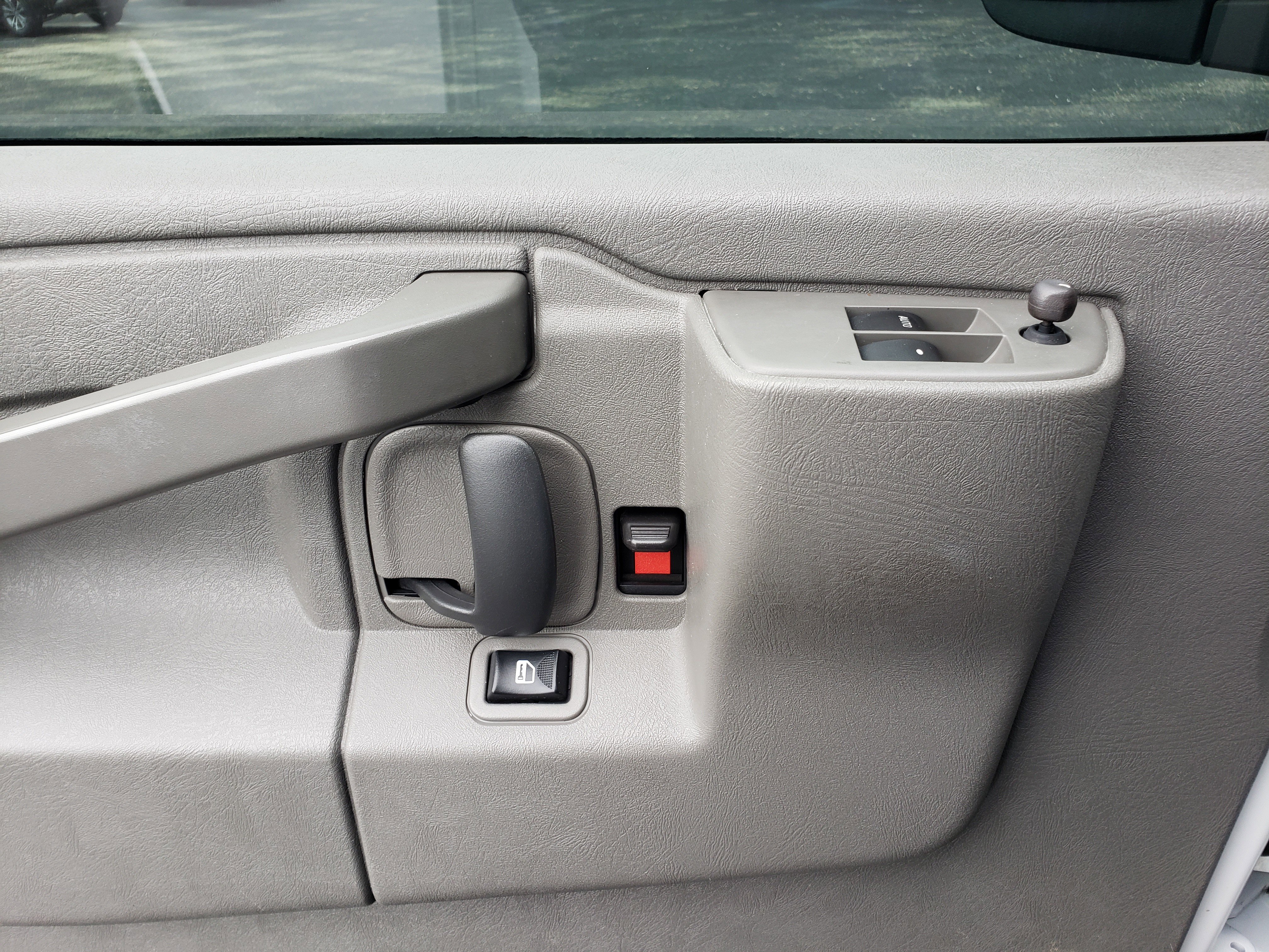 Used 2021 Chevrolet Express 2500 w/ Driver Convenience Package image 14