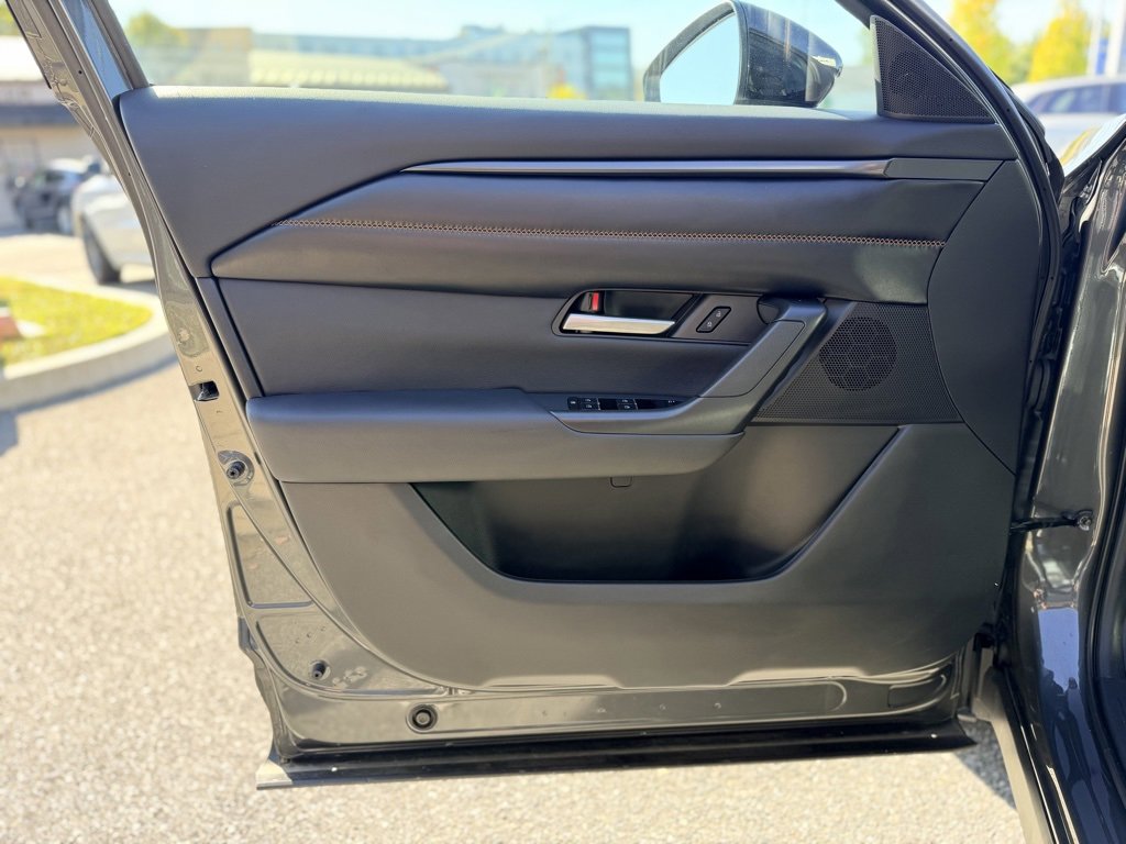 Used 2023 MAZDA CX-50 AWD 2.5 Turbo w/ Cargo Package image 13