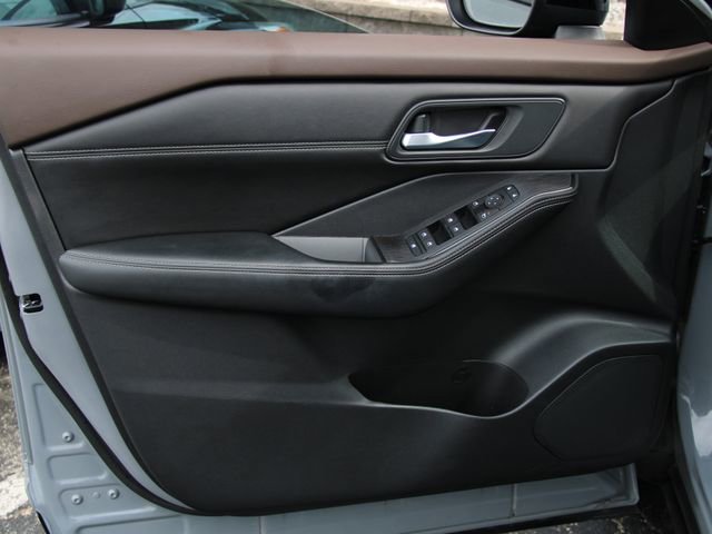 Certified 2023 Nissan Rogue SV w/ SV Premium B Package AWD/4WD image 15