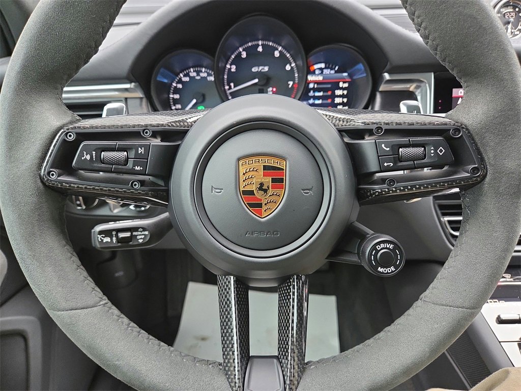 Used 2023 Porsche Macan GTS image 9
