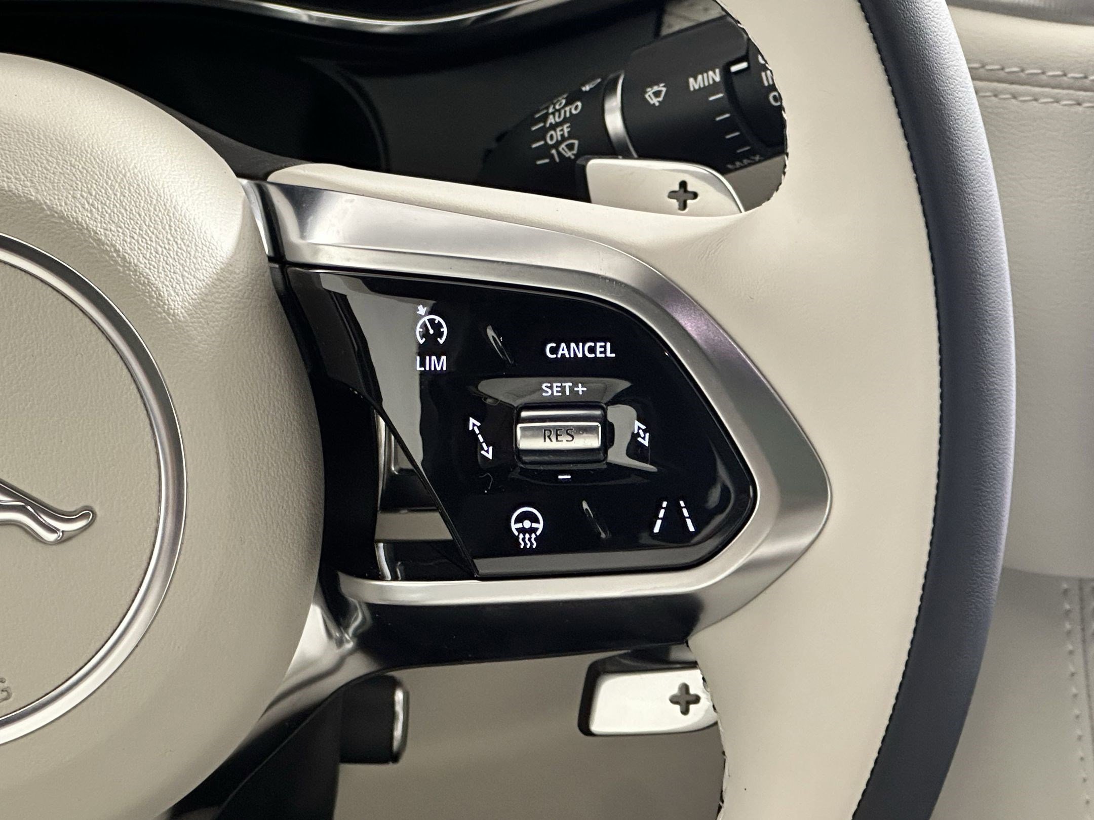 Used 2026 Jaguar F-PACE R-Dynamic S image 16