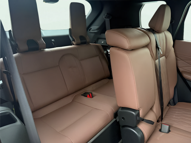 New 2026 Mitsubishi Outlander SEL FWD image 28
