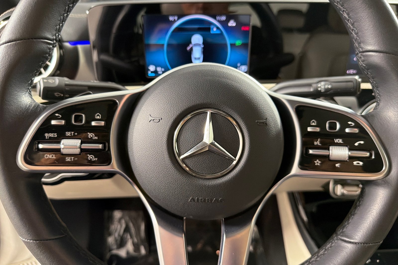Used 2023 Mercedes-Benz CLA 250 image 21