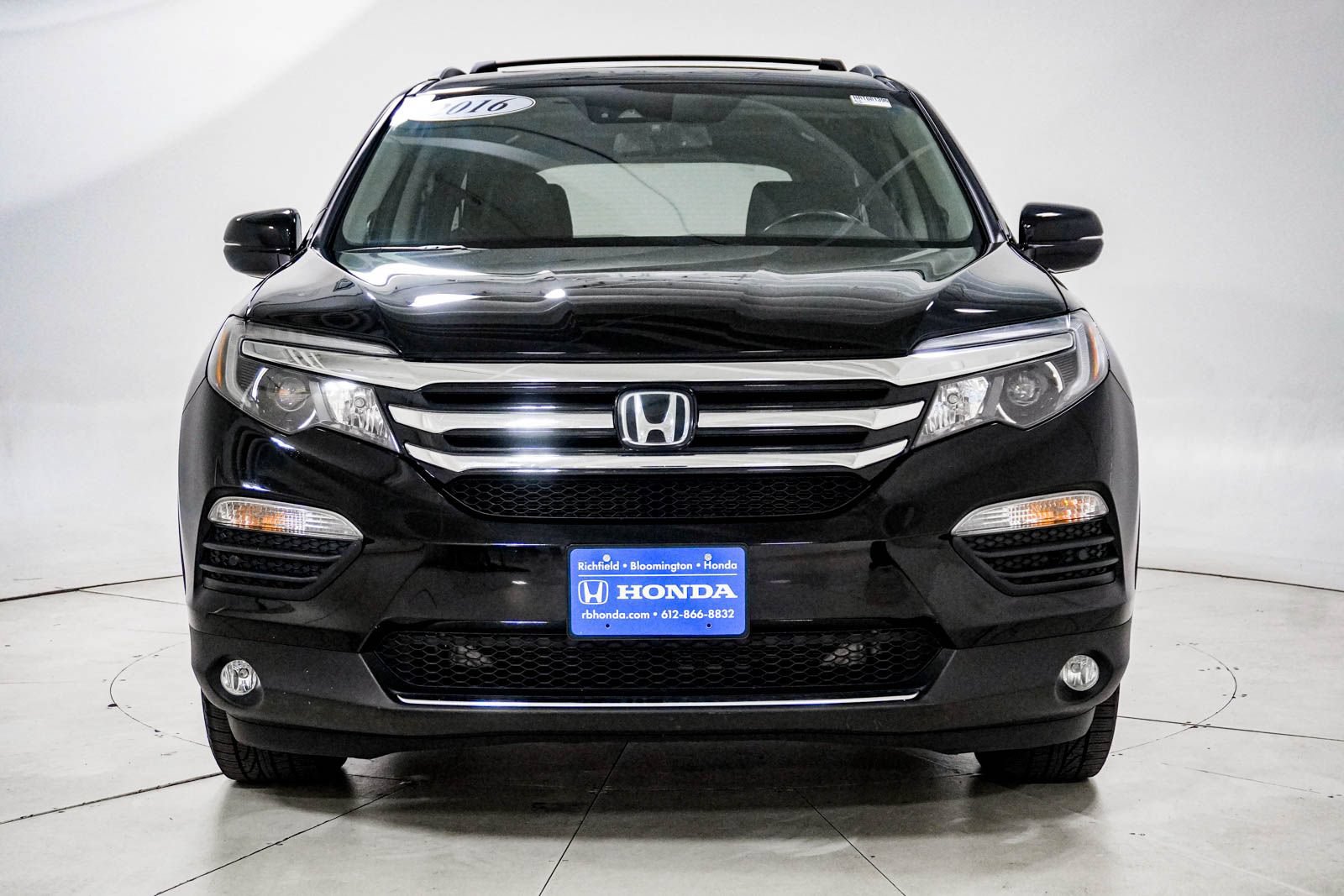 Used 2016 Honda Pilot Elite image 16