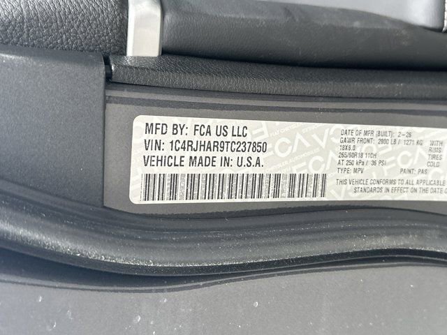 New 2026 Jeep Grand Cherokee Laredo image 30