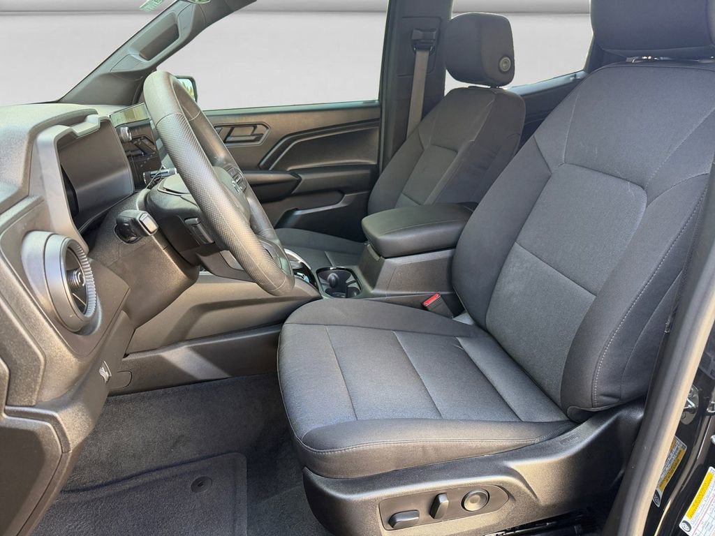 Used 2023 Chevrolet Colorado Trail Boss w/ Advanced Trailering Package AWD/4WD image 10