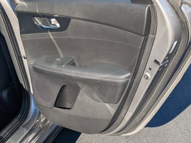 Used 2023 Kia Forte GT-Line image 15