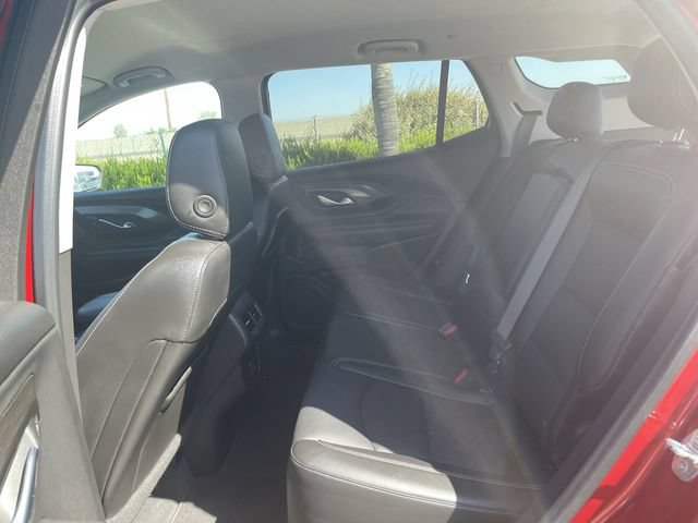 Used 2022 GMC Terrain SLT w/ Infotainment Package II FWD image 25
