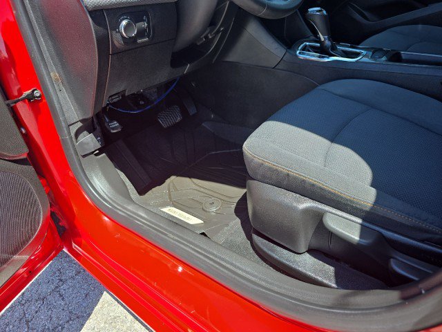 Used 2019 Chevrolet Cruze LS w/ LS Convenience Package FWD image 16