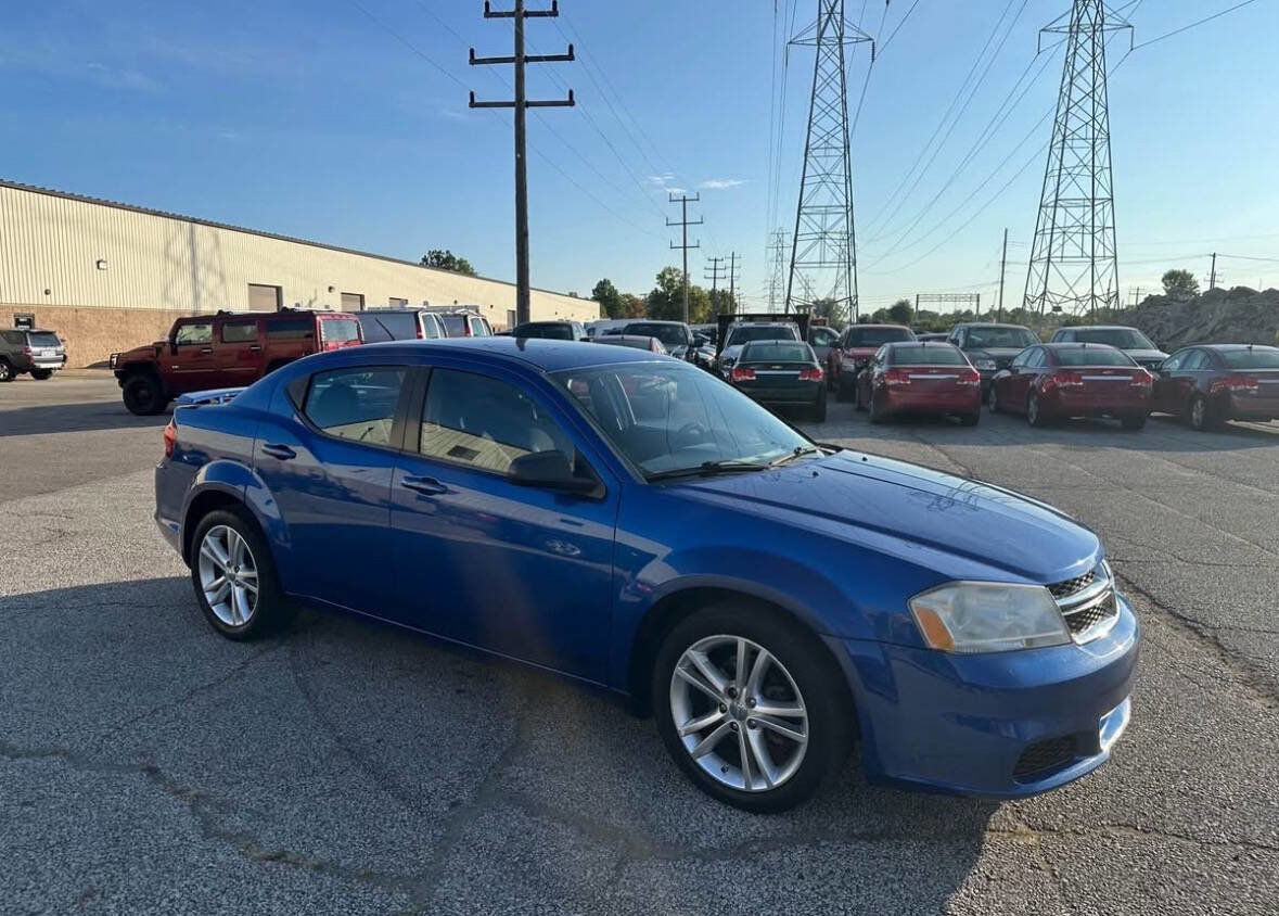 Used 2013 Dodge Avenger SE image 7