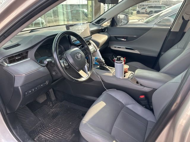 Used 2022 Toyota Venza Limited image 10