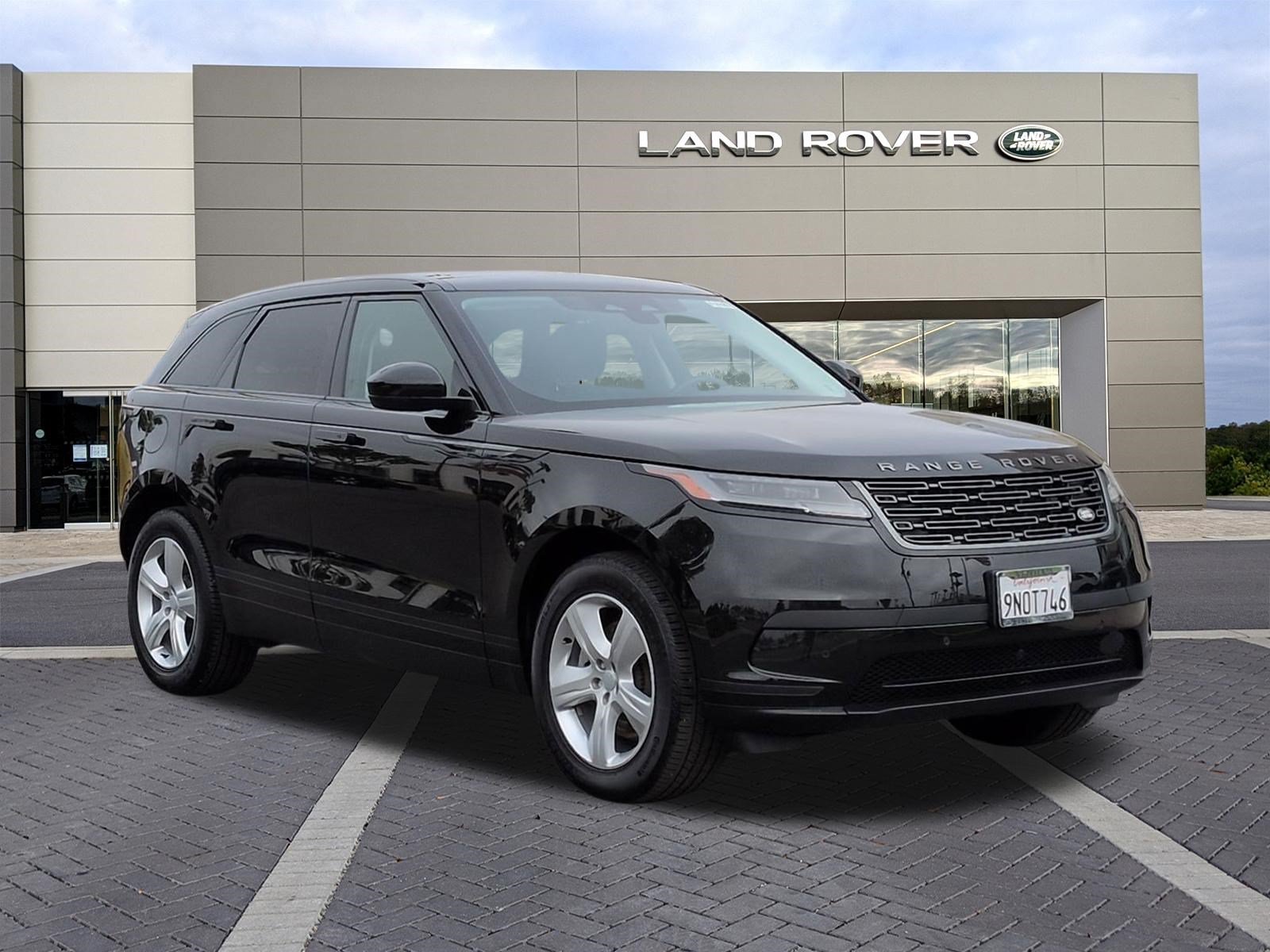 Certified 2025 Land Rover Range Rover Velar S AWD/4WD image 3