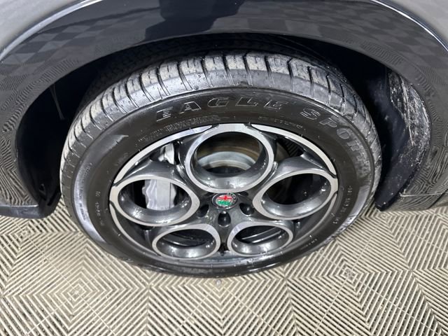 Used 2024 Alfa Romeo Tonale Ti image 10