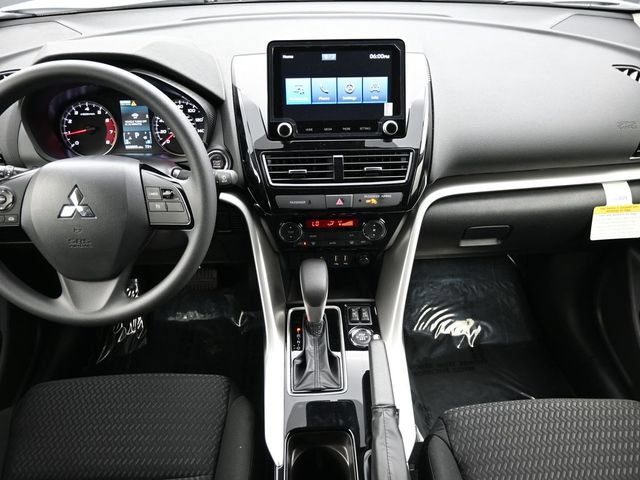 New 2026 Mitsubishi Eclipse Cross LE AWD/4WD image 16