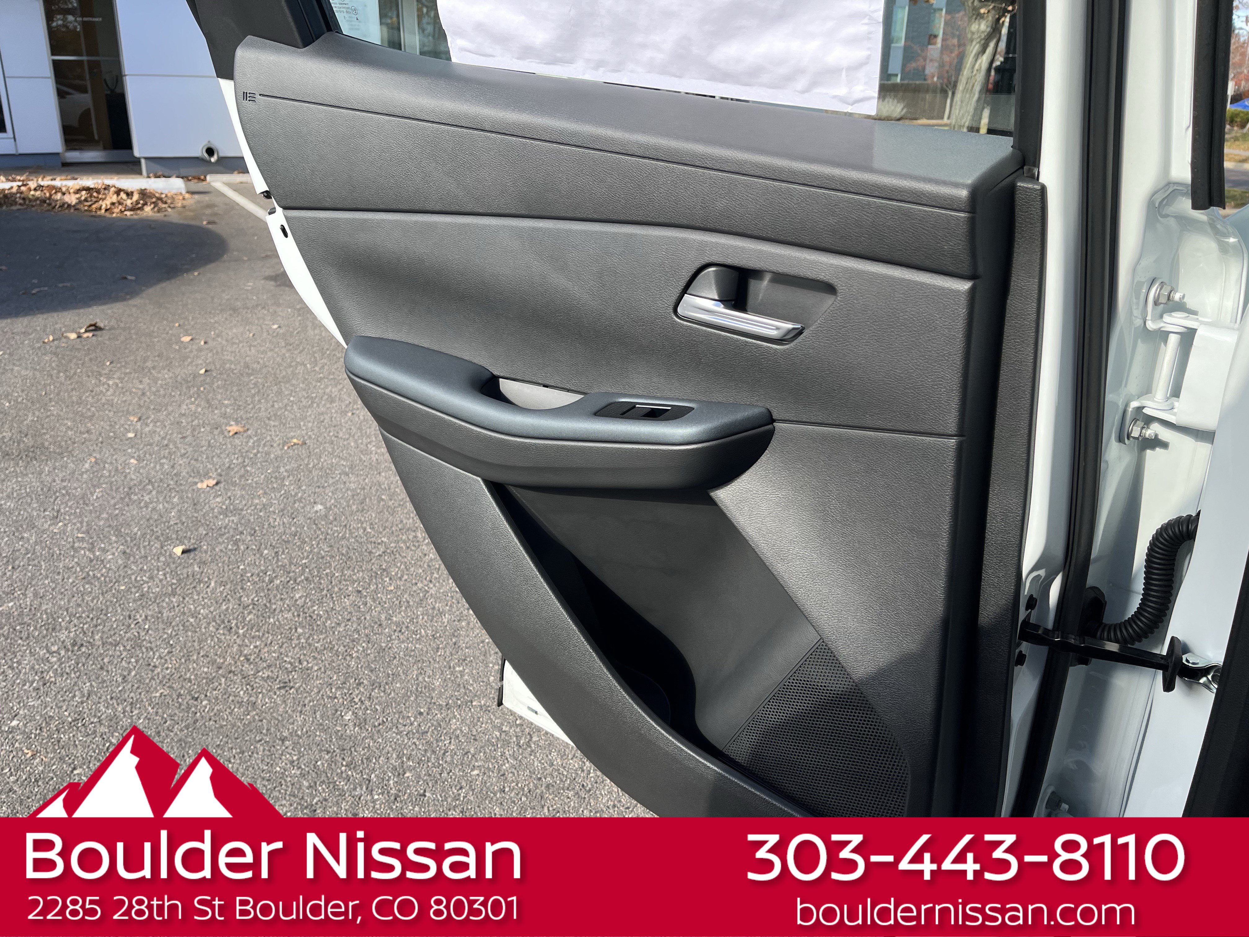 New 2026 Nissan Leaf SV+ w/ Floor Mat Package (SV+) FWD image 26
