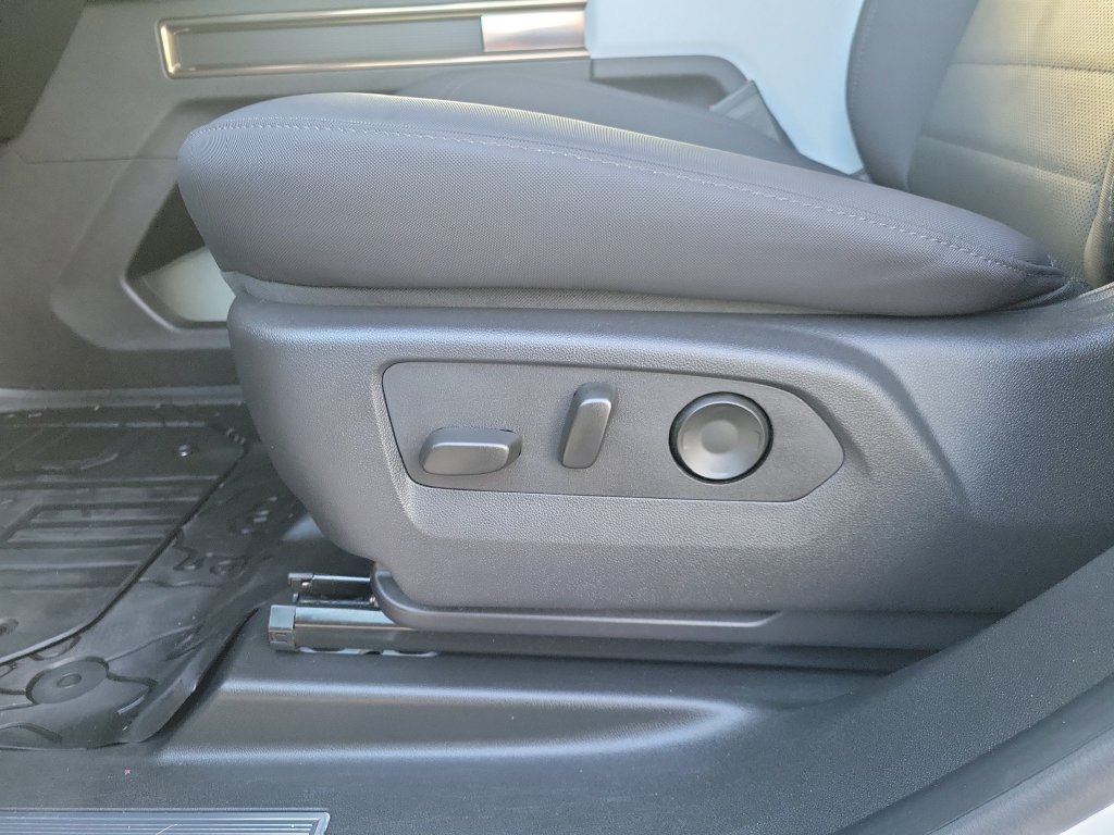 Used 2025 GMC Hummer EV 3X AWD/4WD image 24