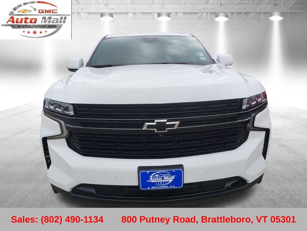 Certified 2024 Chevrolet Suburban RST w/ Luxury Package AWD/4WD image 8