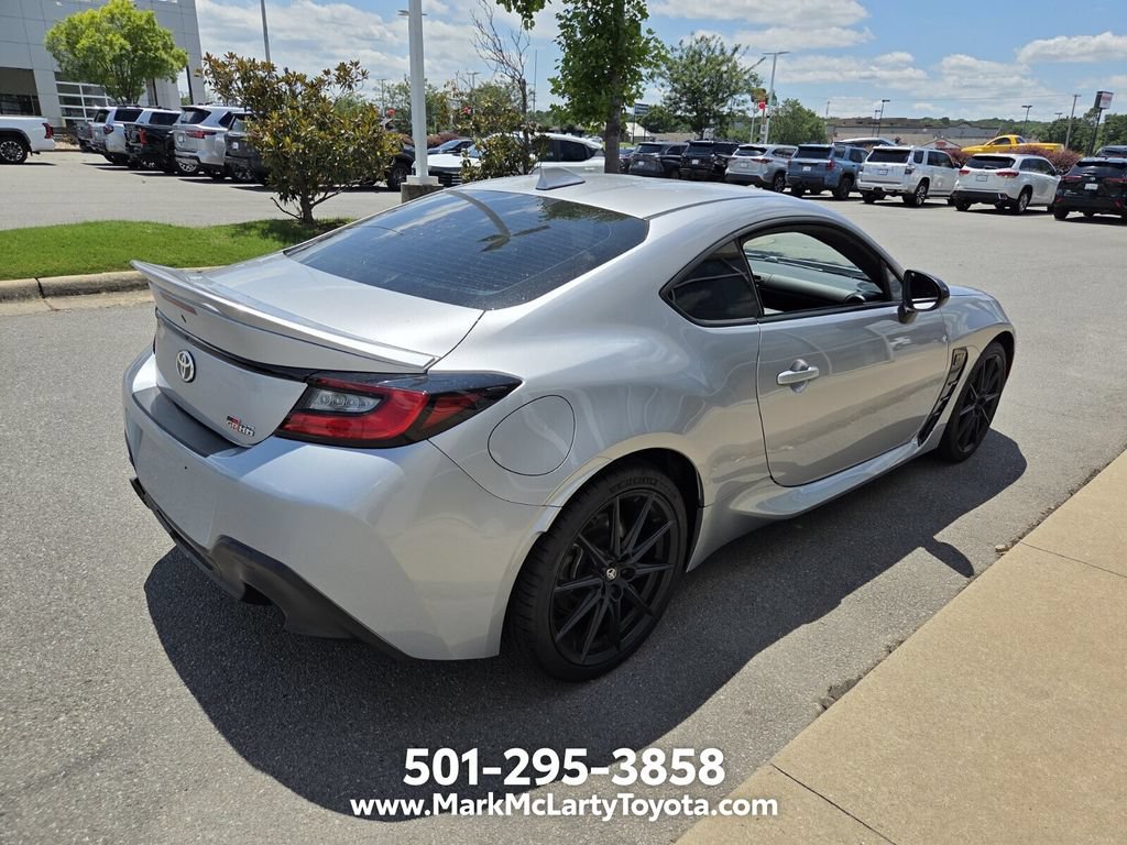 Used 2023 Toyota GR86 Premium w/ ALL Weather Mat Package (TMS) RWD image 8