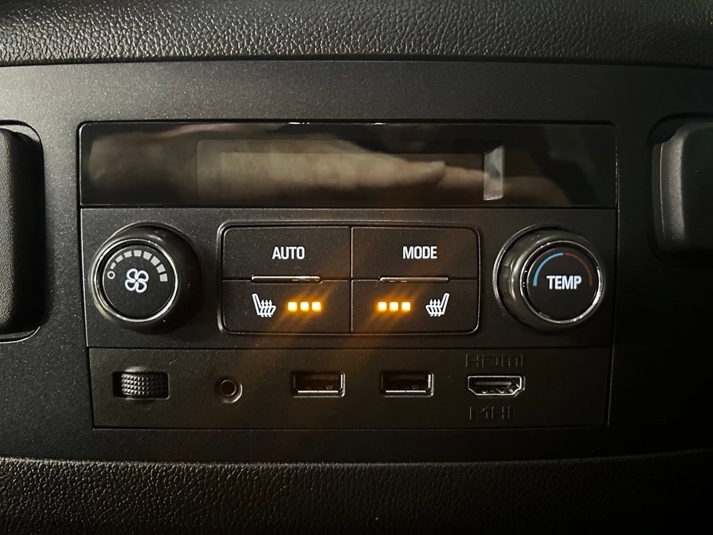 Used 2019 Chevrolet Tahoe Premier AWD/4WD image 43