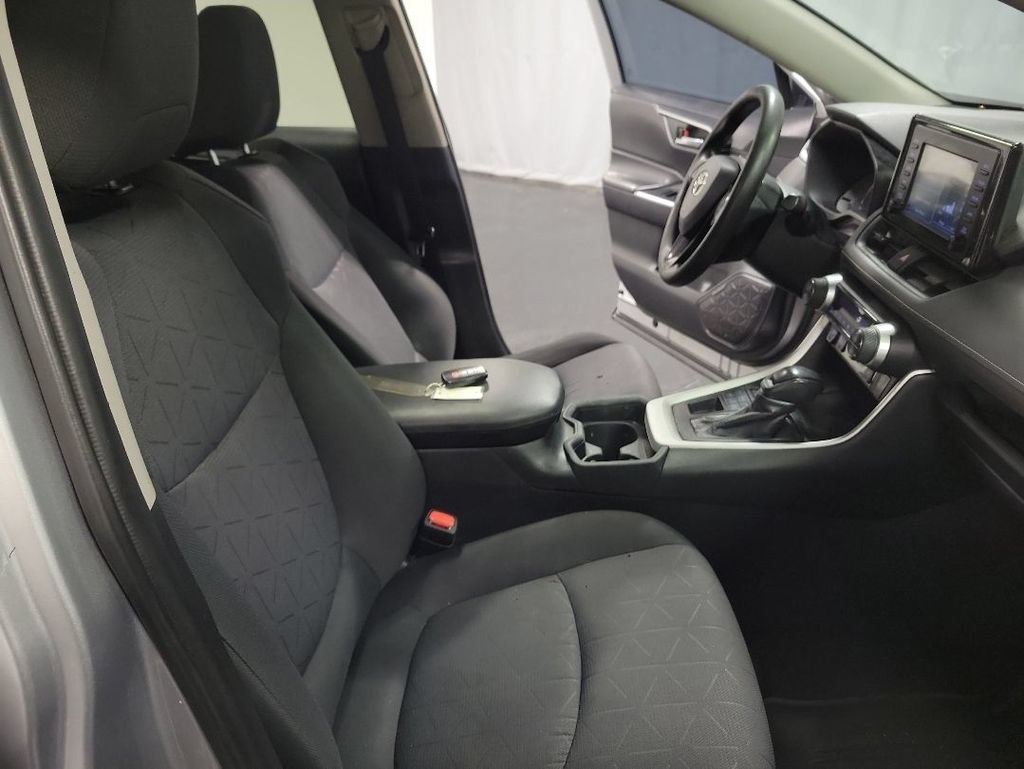 Used 2019 Toyota RAV4 XLE w/ Convenience Package AWD/4WD image 23