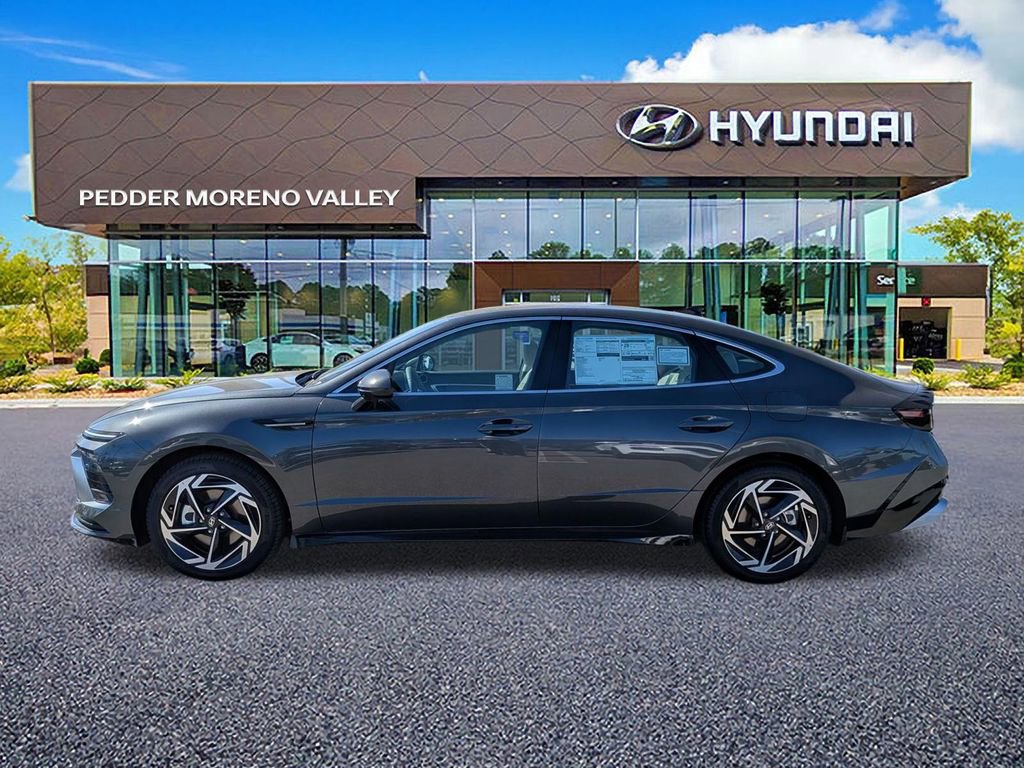 New 2026 Hyundai Sonata SEL FWD image 7