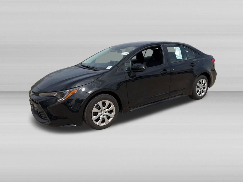 Used 2026 Toyota Corolla LE FWD image 9