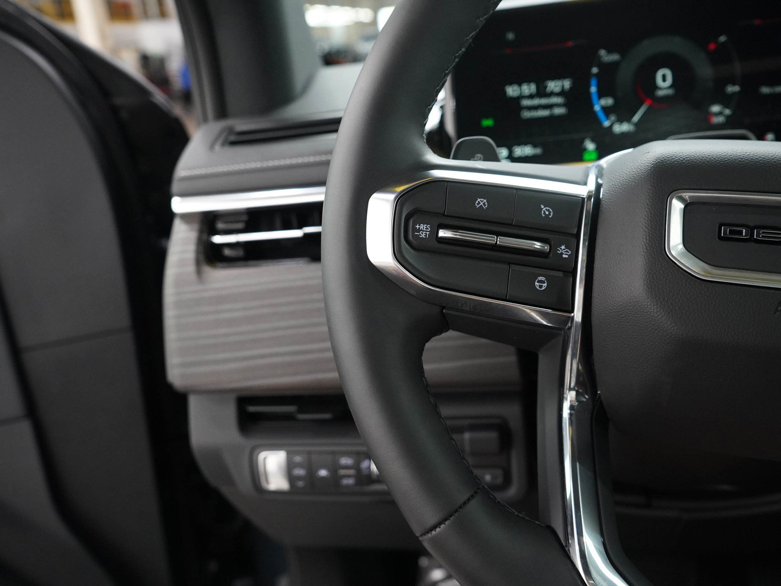 Used 2025 GMC Sierra EV Denali image 21