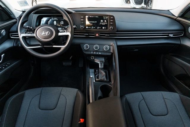 New 2026 Hyundai Elantra SE image 21