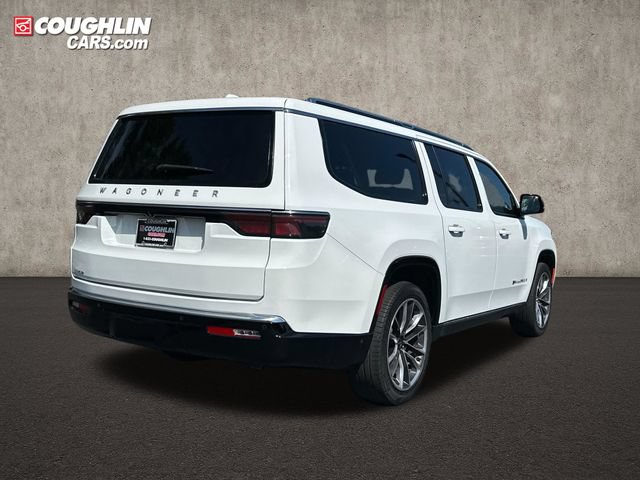 Used 2023 Jeep Wagoneer L Series III w/ Premium Group I AWD/4WD image 4