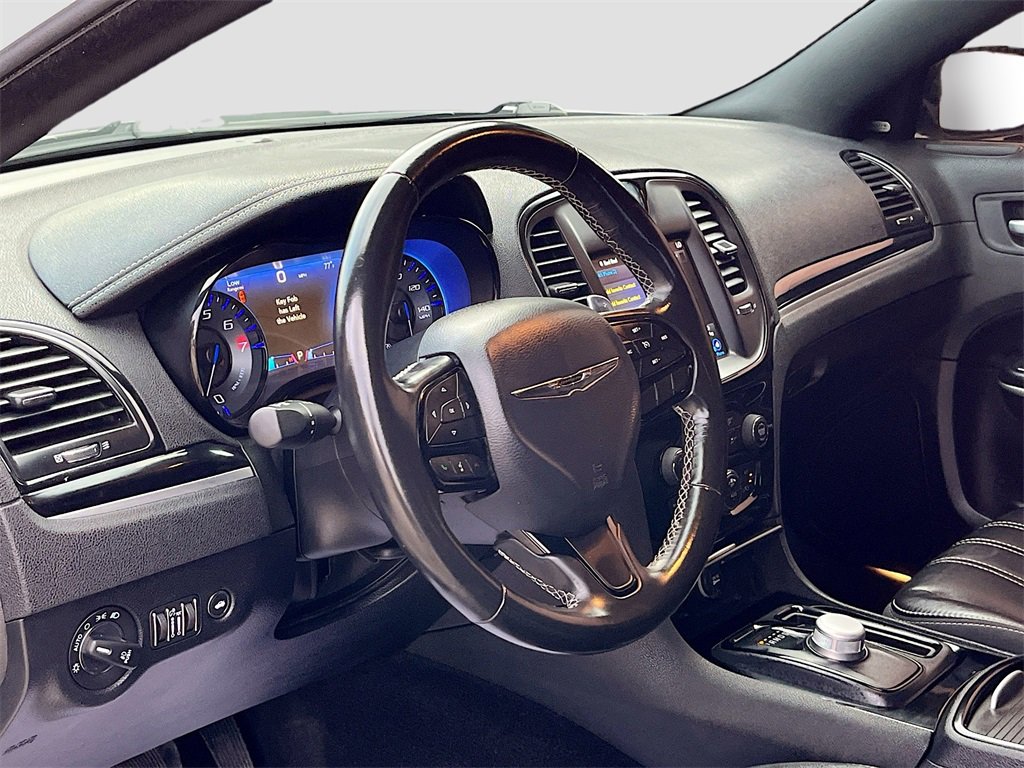 Used 2021 Chrysler 300 S image 9