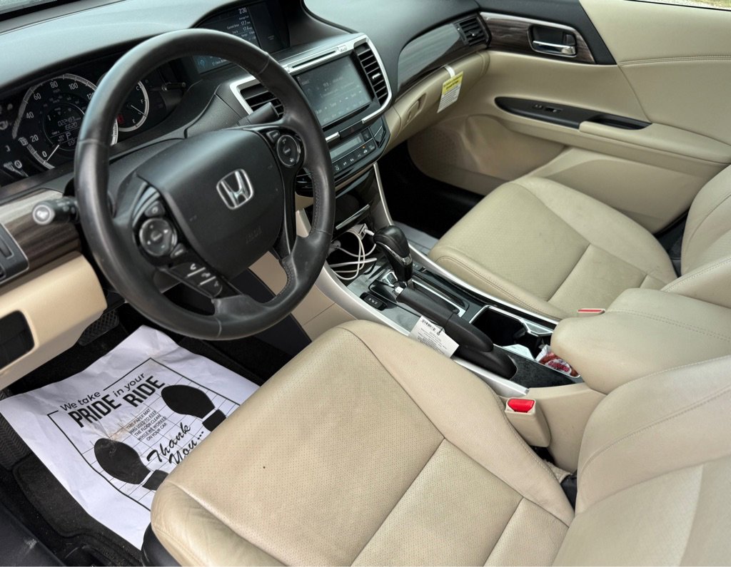 Used 2016 Honda Accord EX-L image 10