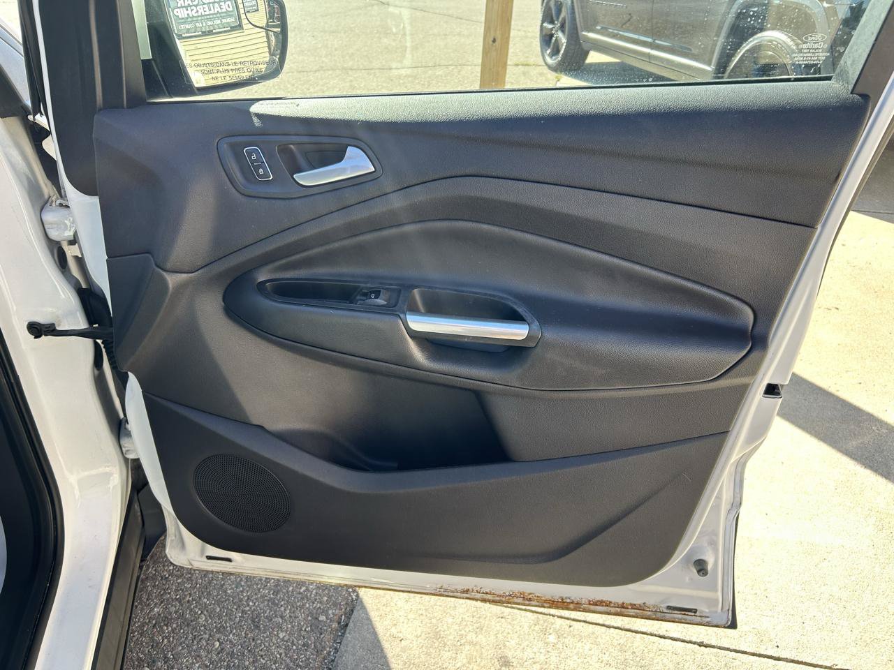 Used 2015 Ford Escape SE w/ Cargo Utility Package FWD image 16