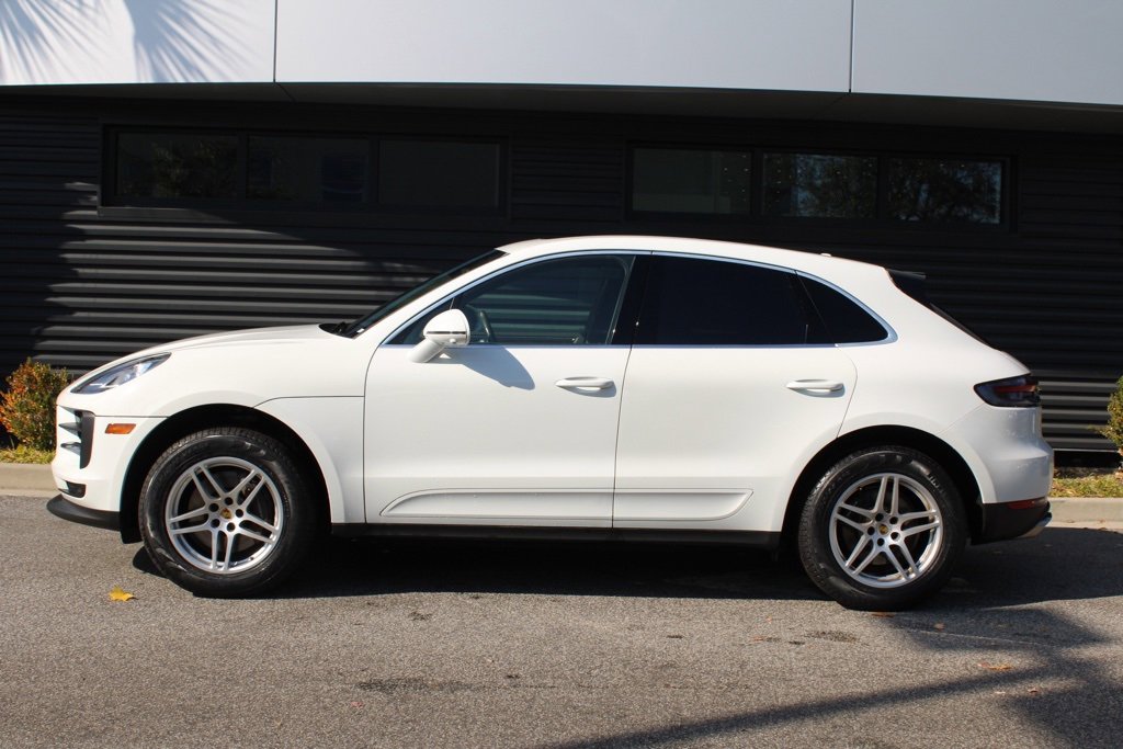 Used 2021 Porsche Macan image 2