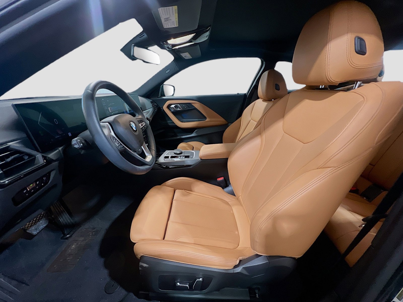 Used 2024 BMW 230i Coupe image 15