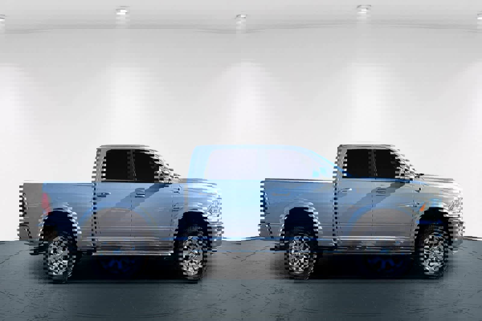 Used 2018 RAM 2500 Laramie image 6