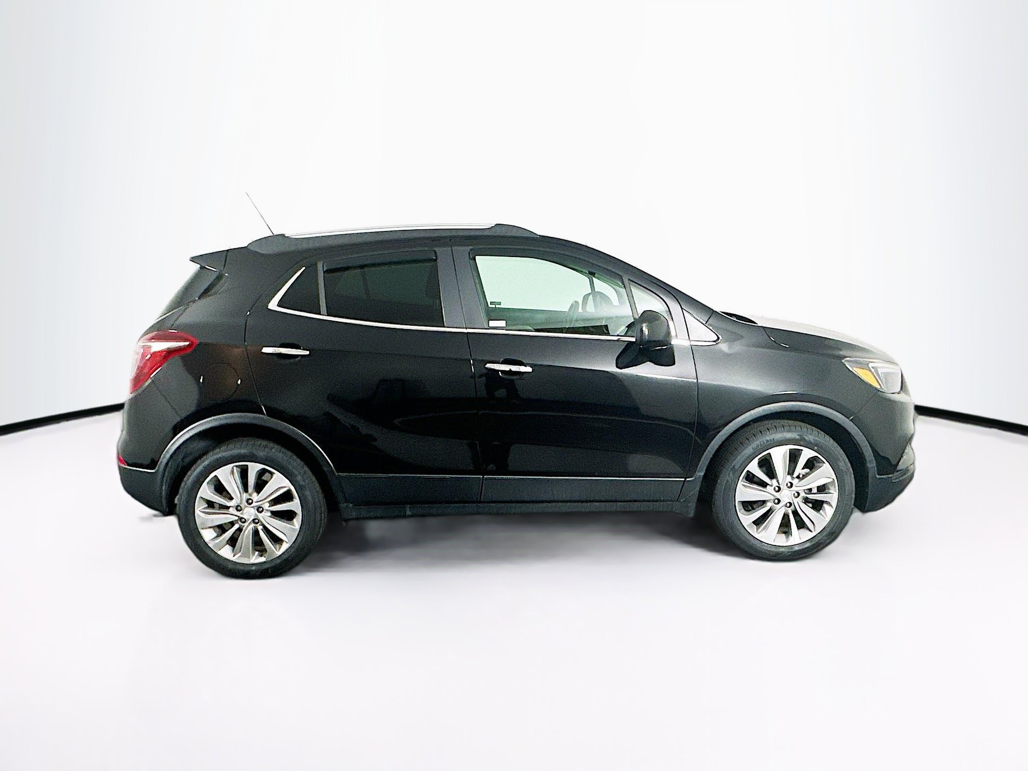 Used 2020 Buick Encore Preferred w/ Safety Package FWD image 10