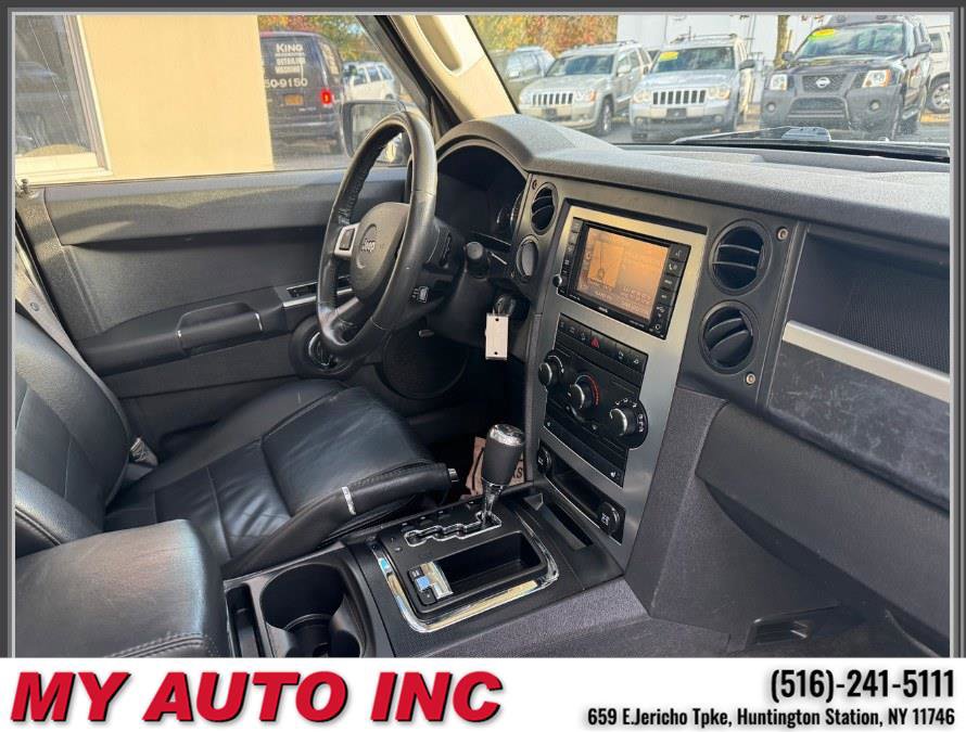 Used 2010 Jeep Commander Sport w/ Sun/Sound Group image 28