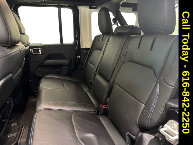 Used 2024 Jeep Wrangler High Altitude image 18