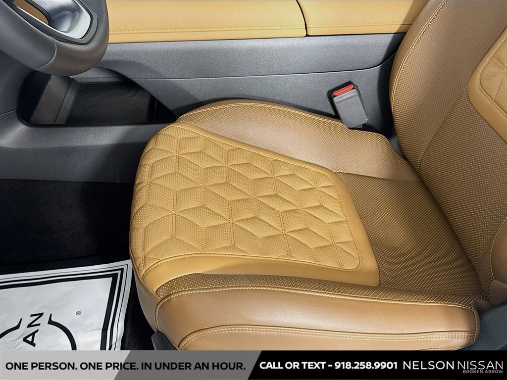 New 2025 Nissan Armada Platinum Reserve image 20