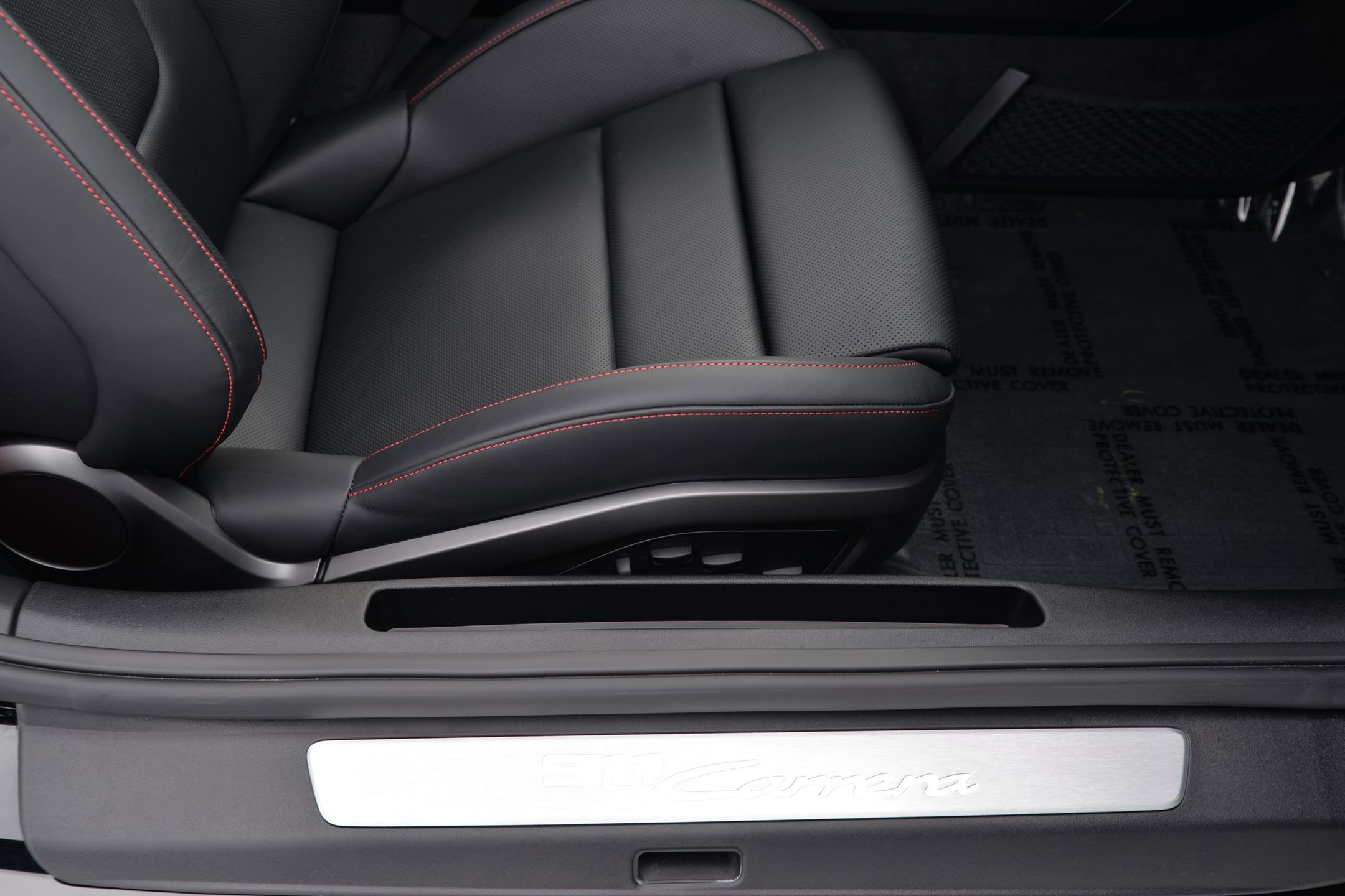 Certified 2024 Porsche 911 Carrera image 14