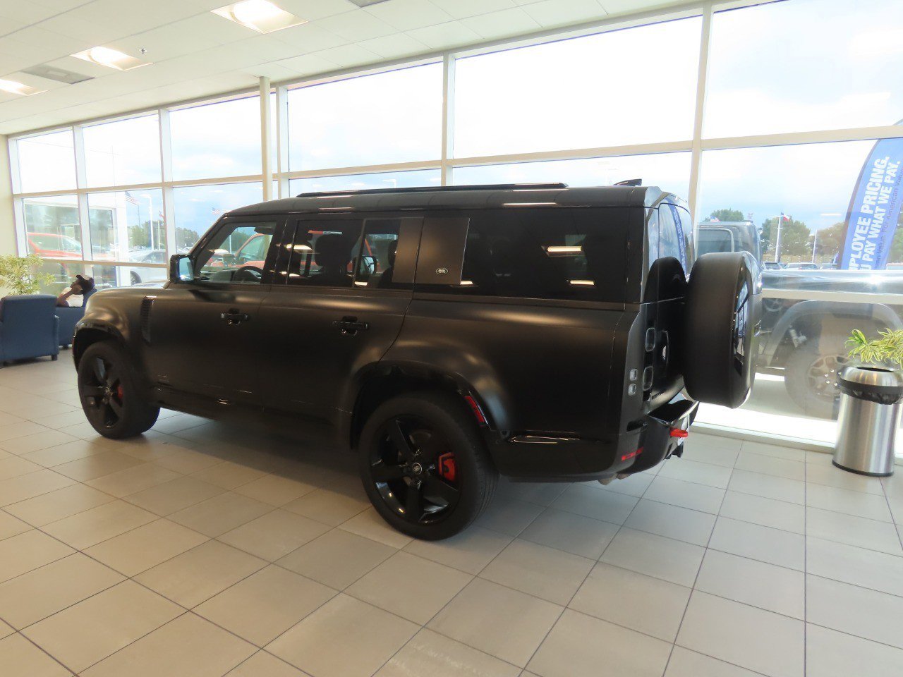 Used 2024 Land Rover Defender 130 X AWD/4WD image 11