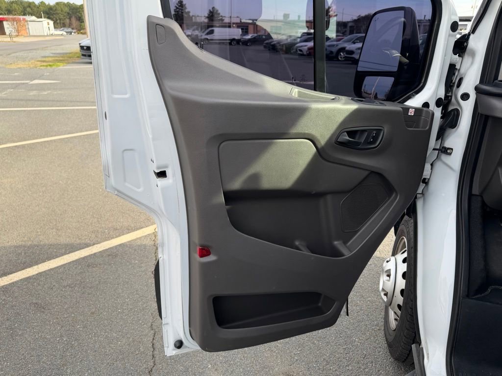 Used 2020 Ford Transit 350 XL image 16